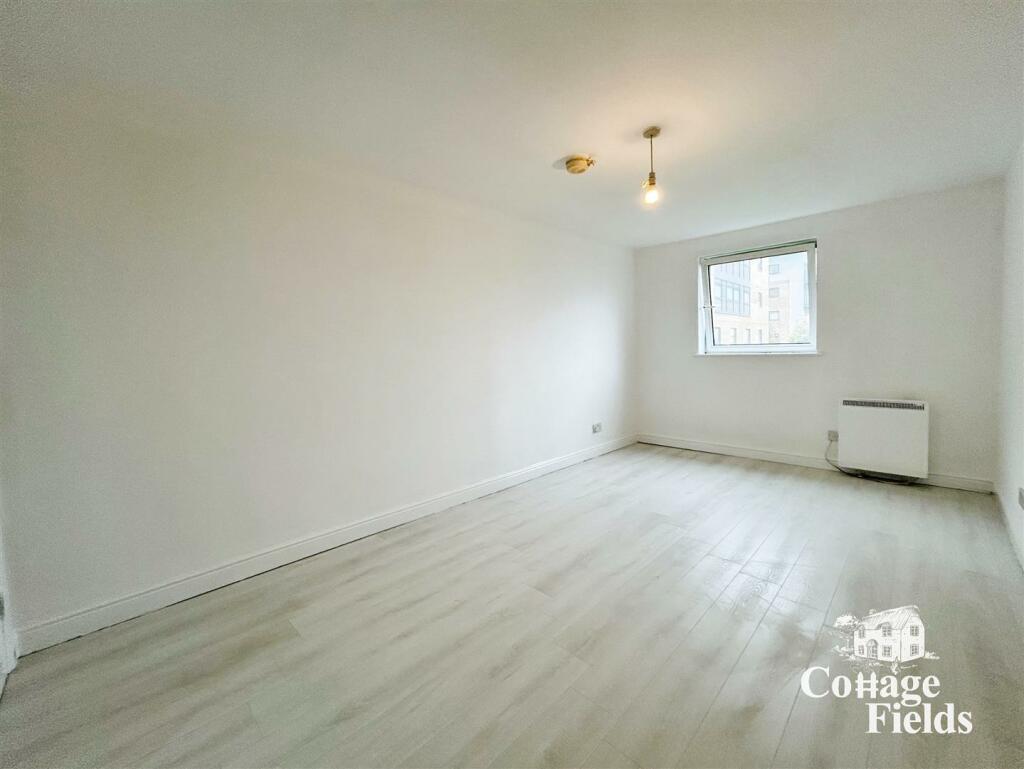 Buy or rent a property | Sheerness Mews, London E16 2SR