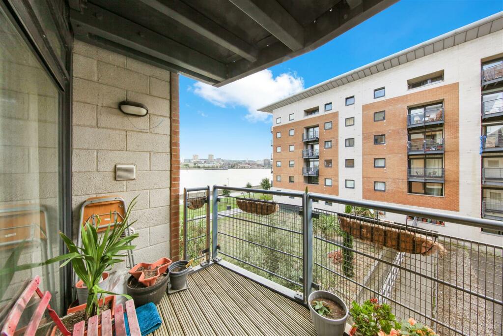 Buy or rent a property | Sheerness Mews, London E16 2SR
