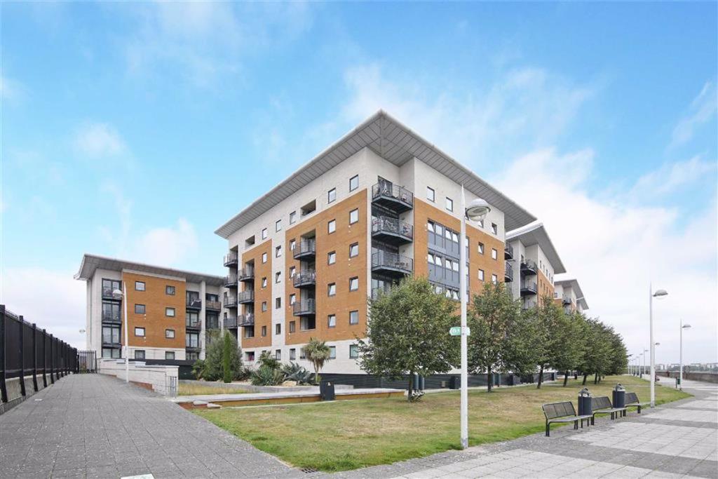 Buy or rent a property | Lowestoft Mews, London E16 2ST
