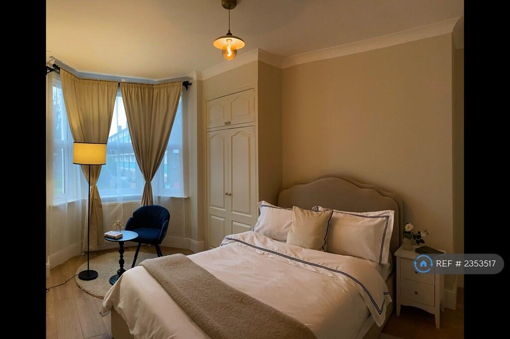 Buy or rent a property | Boreham Avenue, London E16 3AG