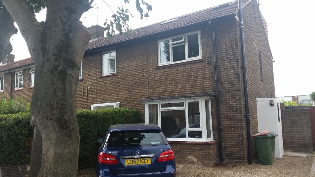 Buy or rent a property | Murray Square, London E16 3AH