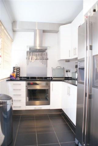 Buy or rent a property | Gresham Road, London E16 3DU