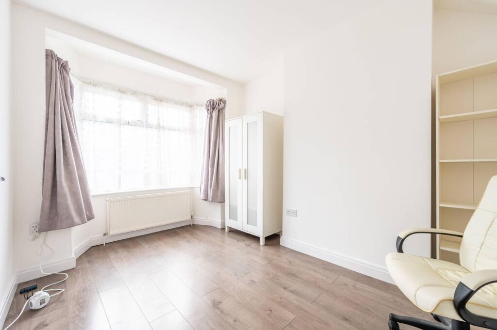 Buy or rent a property | Gresham Road, London E16 3DU