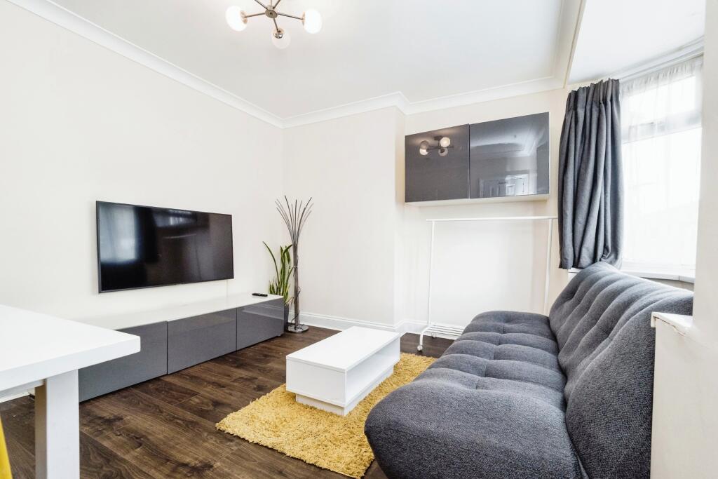 Buy or rent a property | Throckmorton Road, London E16 3DW