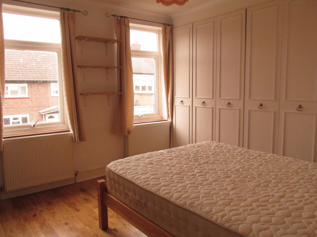 Buy or rent a property | Tree Road, London E16 3DZ