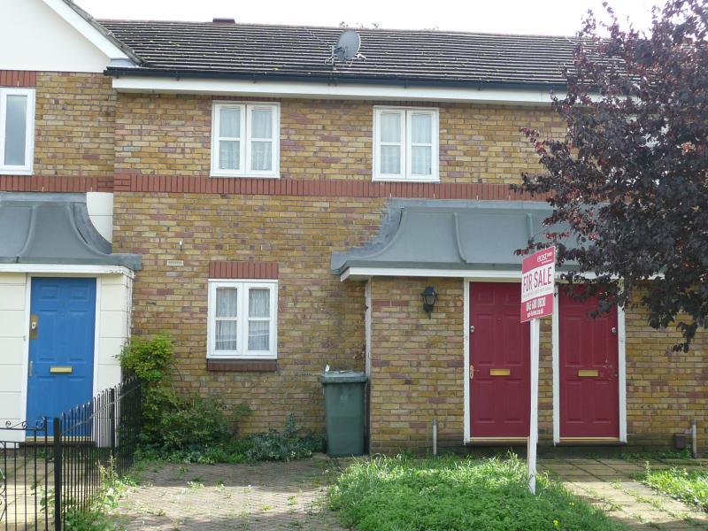 Buy or rent a property | Pheasant Close, London E16 3EE