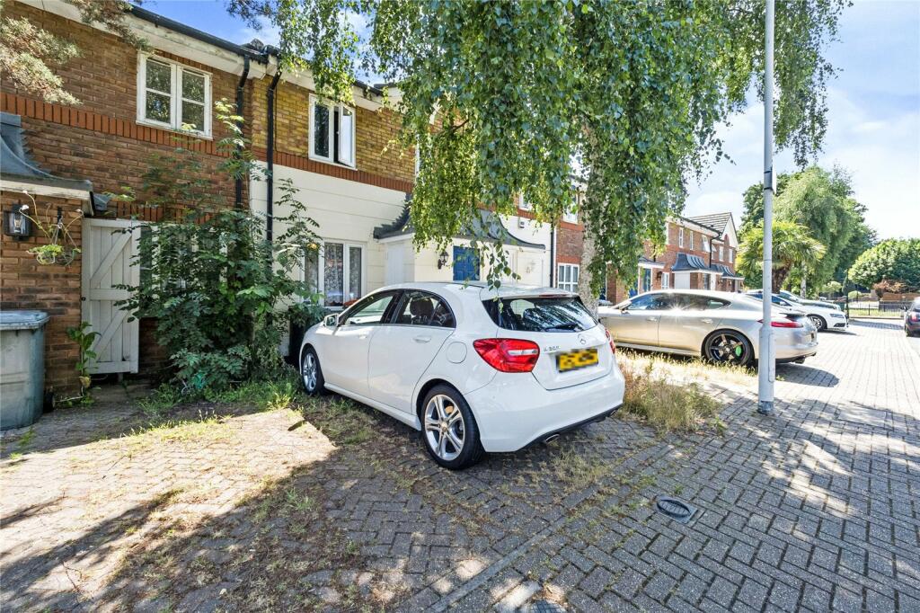 Buy or rent a property | Widgeon Close, London E16 3EF