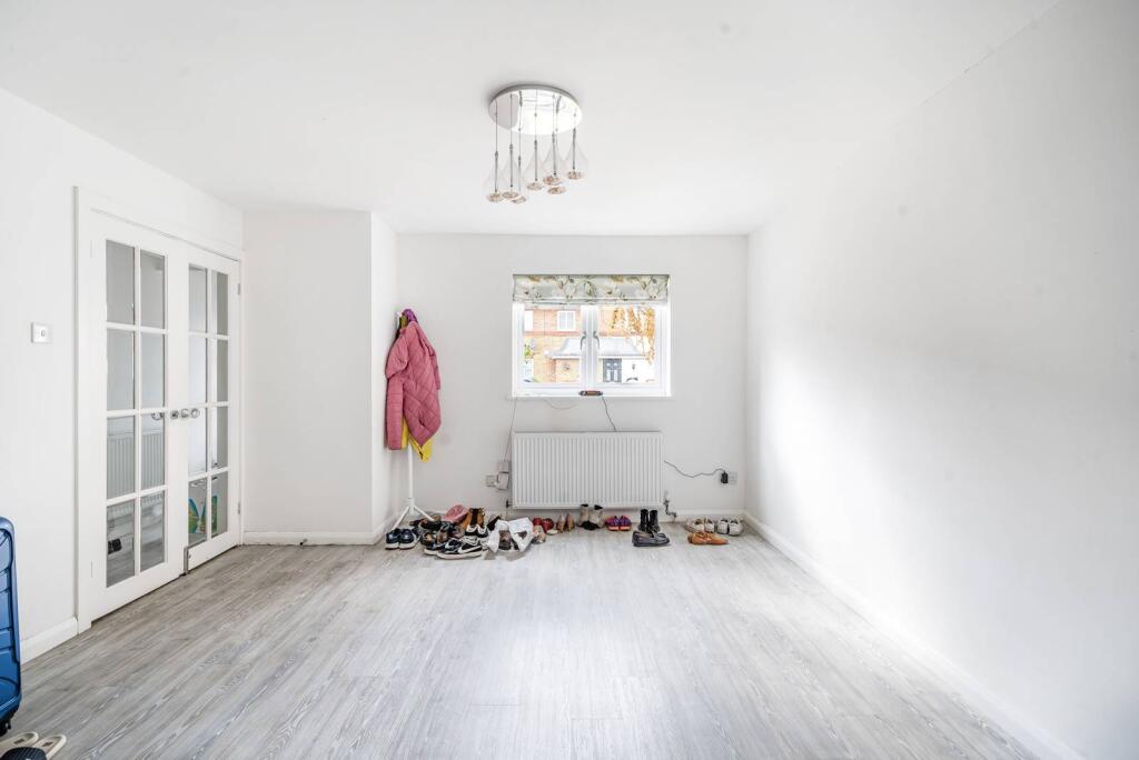 Buy or rent a property | Golden Plover Close, London E16 3EG
