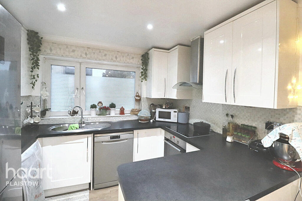Buy or rent a property | Baxter Road, London E16 3HJ