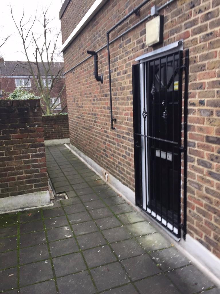 Buy or rent a property | Lawson Close, London E16 3JS