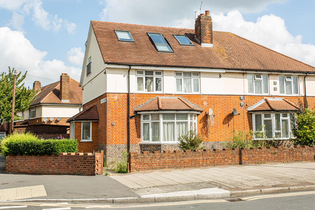 Buy or rent a property | Tollgate Road, London E16 3LQ