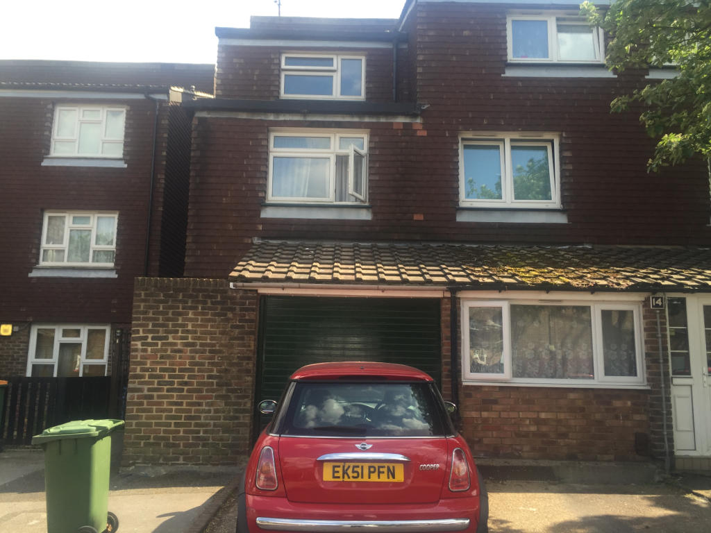 Buy or rent a property | Lawson Close, London E16 3LU