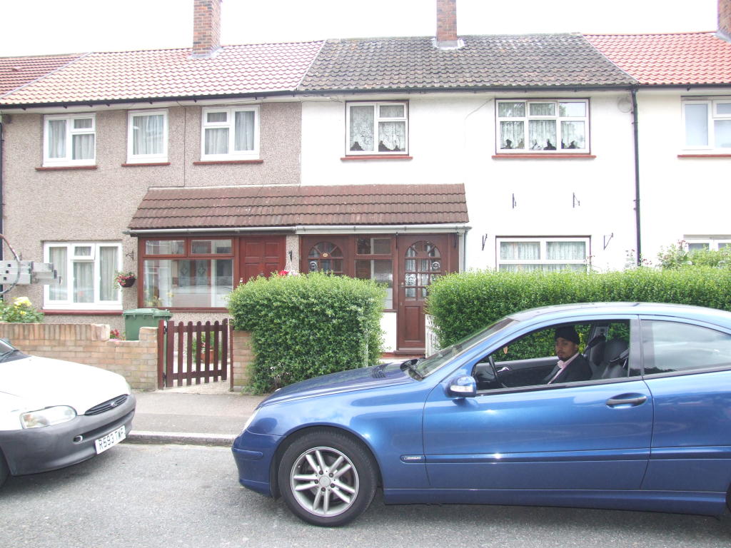 Buy or rent a property | Hartington Road, London E16 3NP