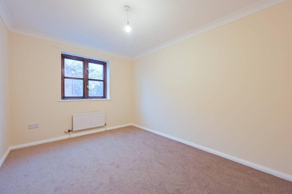 Buy or rent a property | Ringlet Close, London E16 3PP