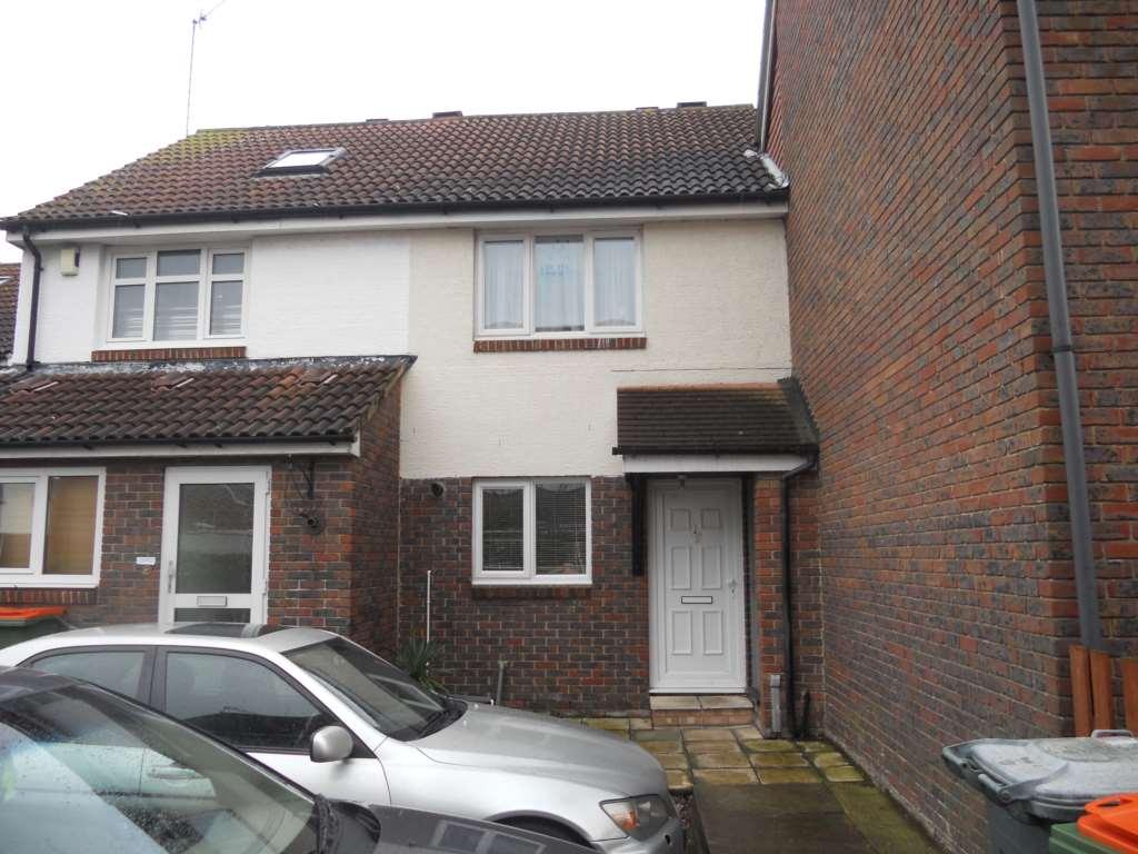 Buy or rent a property | Giralda Close, London E16 3SZ