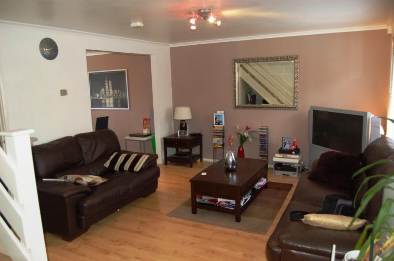 Buy or rent a property | Fulmer Road, London E16 3TE