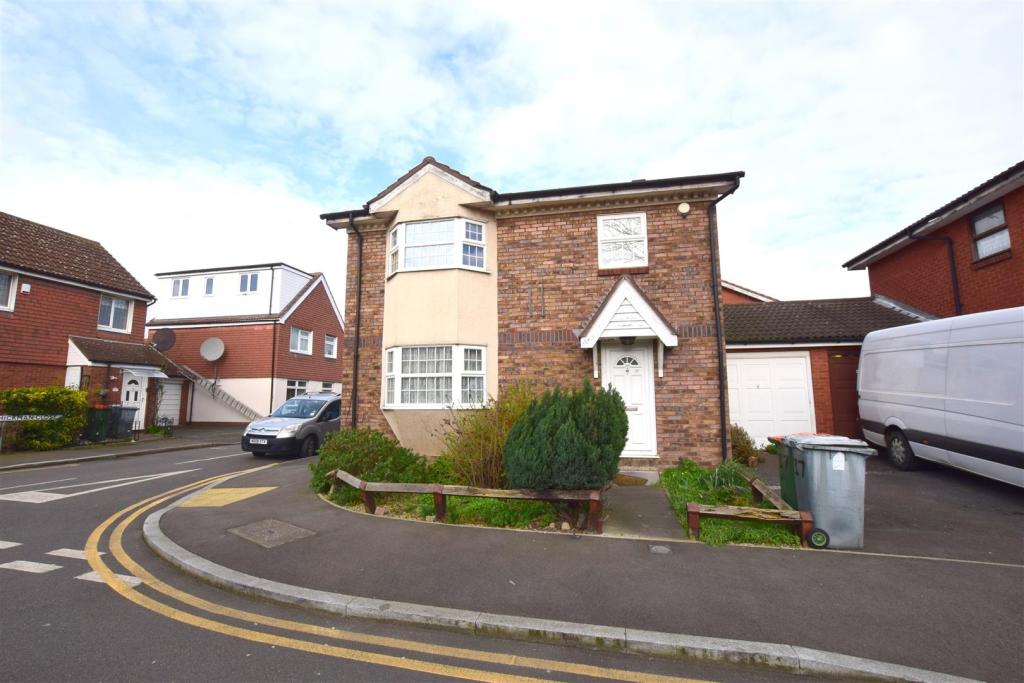 Buy or rent a property | Fulmer Road, London E16 3TE