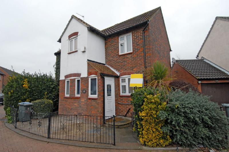 Buy or rent a property | Broadgate Road, London E16 3TL