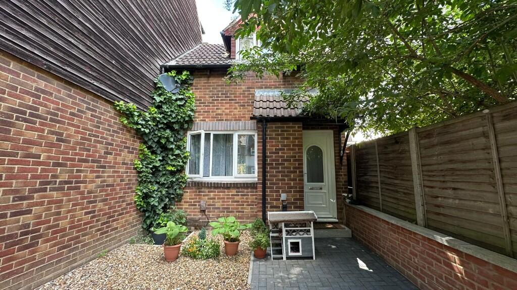 Buy or rent a property | Jasper Road, London E16 3TR