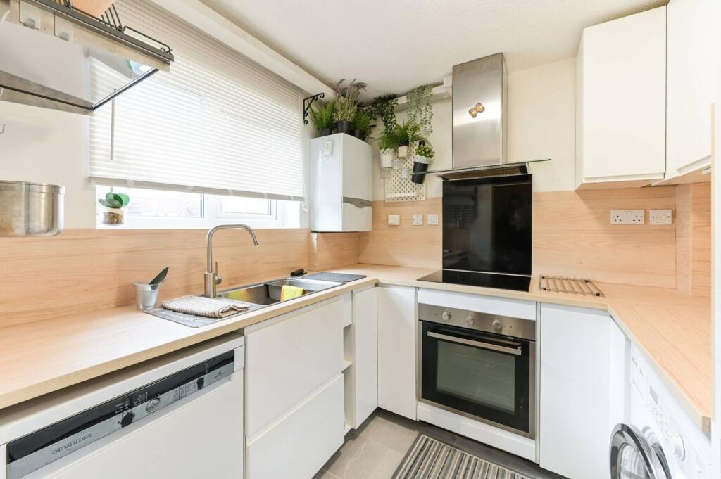Buy or rent a property | Emerald Close, London E16 3TS