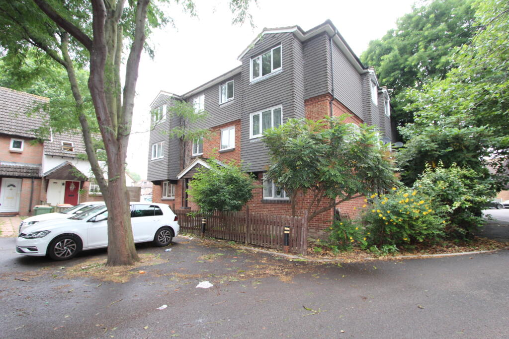 Buy or rent a property | Emerald Close, London E16 3TS