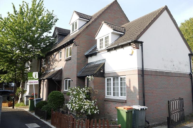 Buy or rent a property | Agate Close, London E16 3TU
