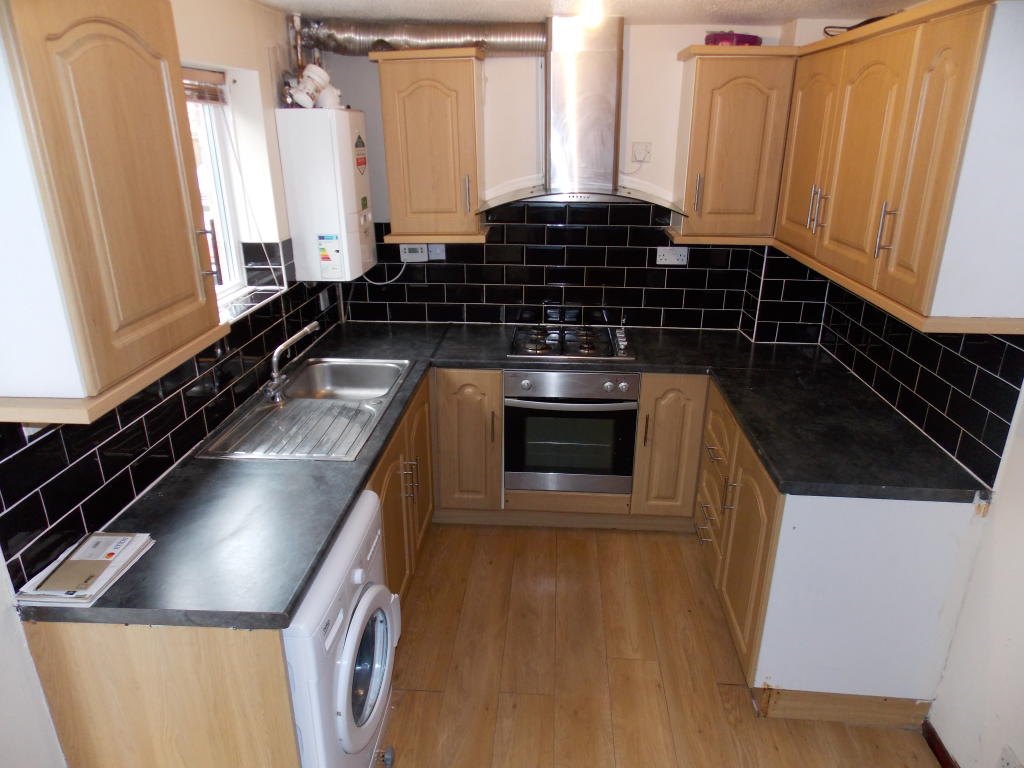 Buy or rent a property | Agate Close, London E16 3TU
