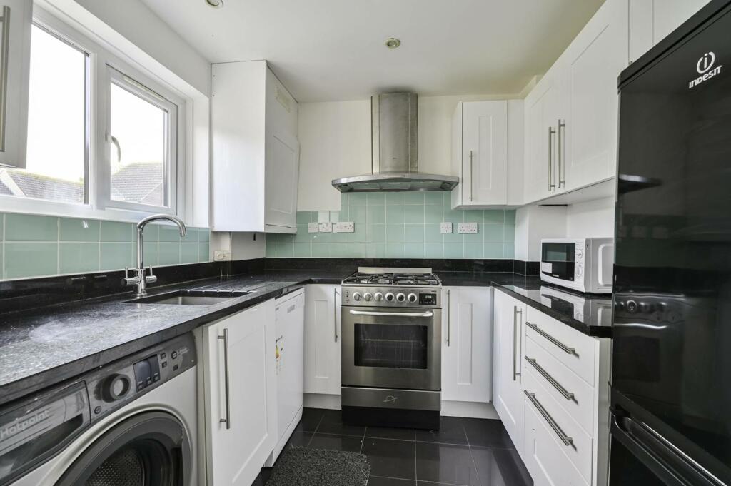 Buy or rent a property | Jade Close, London E16 3TZ
