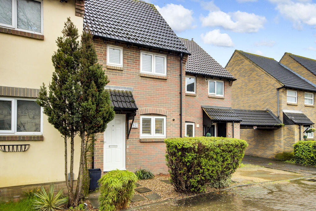 Buy or rent a property | Jade Close, London E16 3TZ