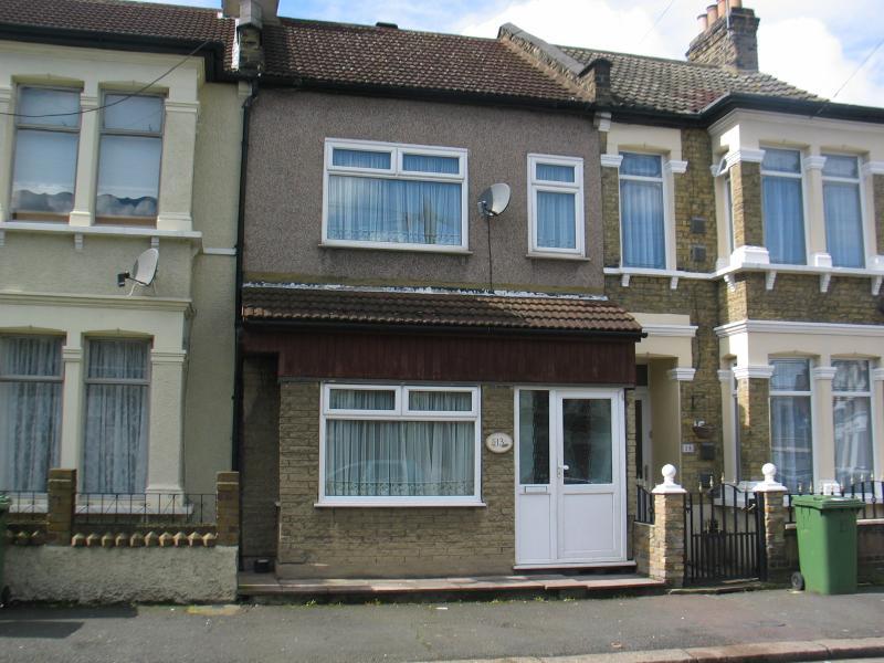Buy or rent a property | Chandler Avenue, London E16 4AA