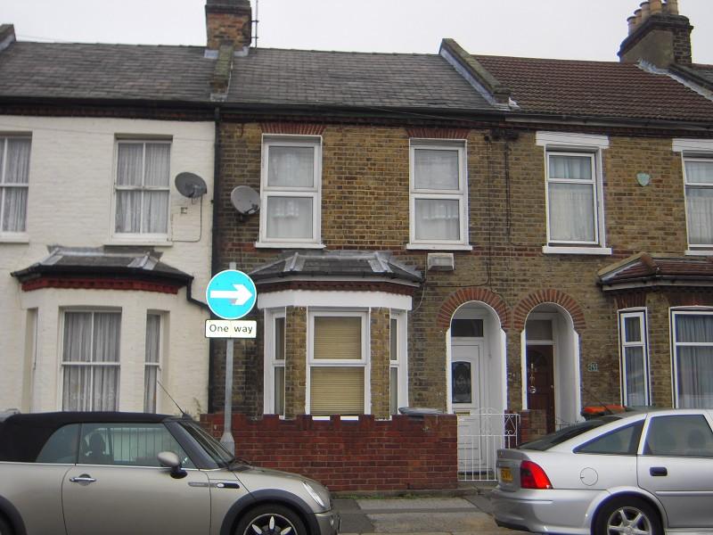 Buy or rent a property | Newhaven Lane, London E16 4HJ