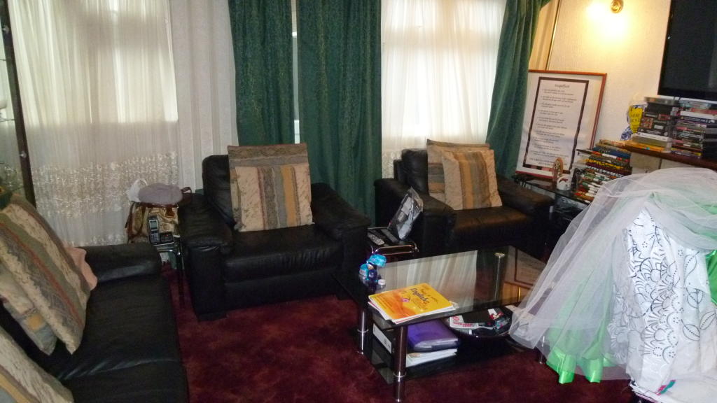 Buy or rent a property | Beaconsfield Road, London E16 4HS