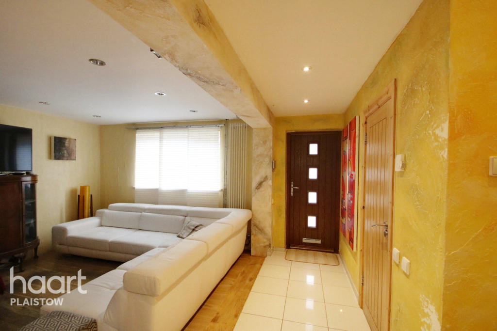 Buy or rent a property | Clifford Road, London E16 4JW