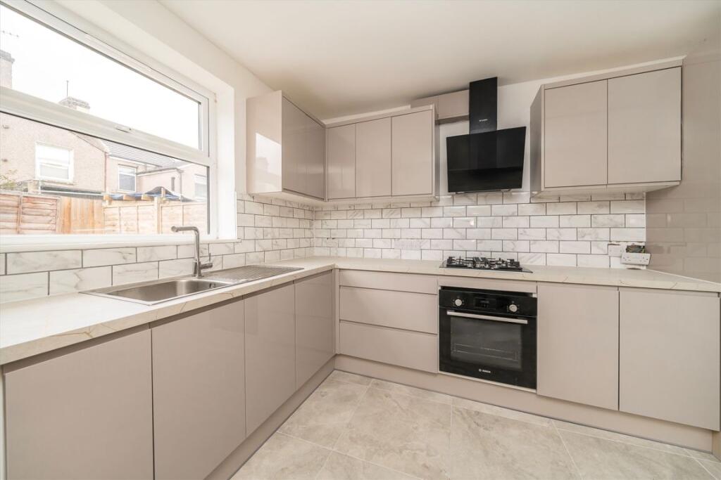 Buy or rent a property | Durham Road, London E16 4NF