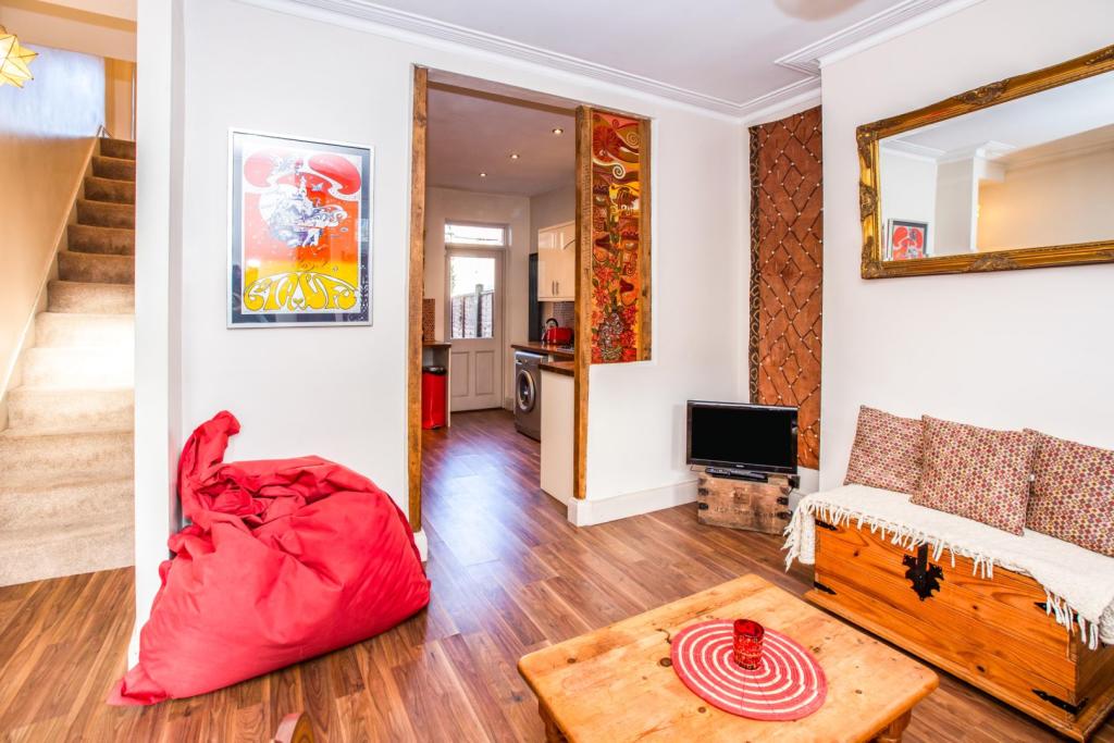 Buy or rent a property | Desford Road, London E16 4NJ