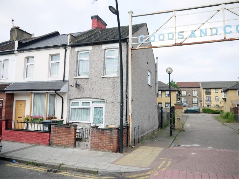 Buy or rent a property | Pretoria Road, London E16 4NP