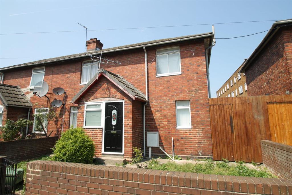 Buy or rent a property | Ladysmith Road, London E16 4NR