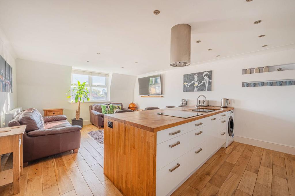 Buy or rent a property | Verbena Close, London E16 4NU