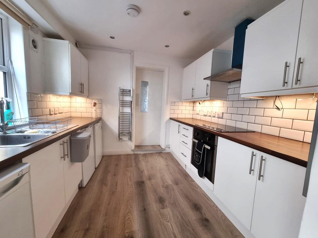 Buy or rent a property | Hilda Road, London E16 4NW
