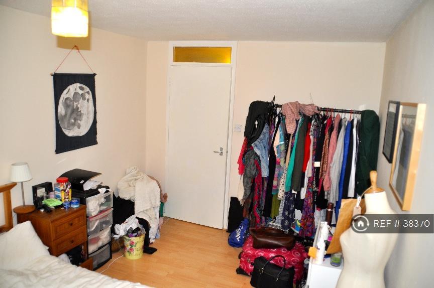 Buy or rent a property | Clifton Road, London E16 4PS