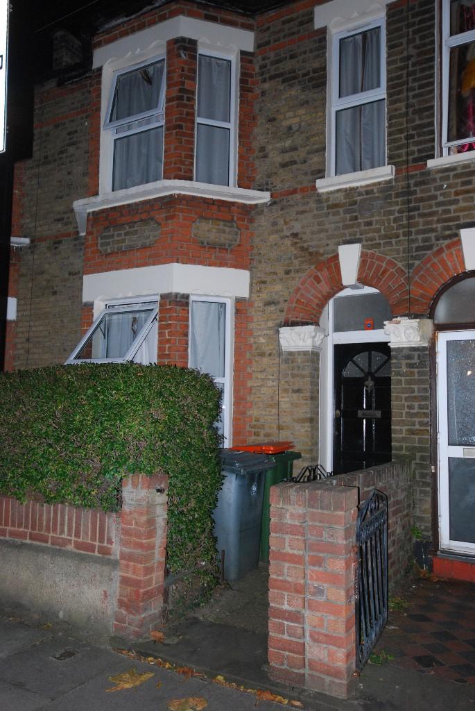 Buy or rent a property | Wyndham Road, London E6 1AU