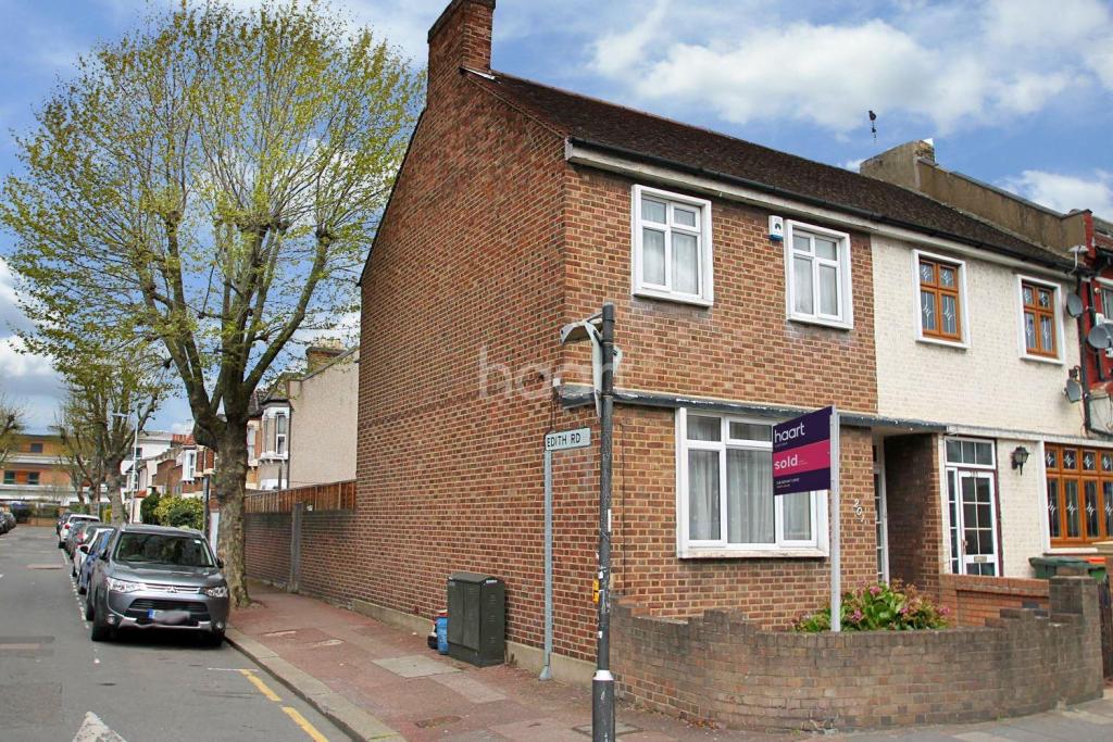 Buy or rent a property | Plashet Grove, London E6 1BX