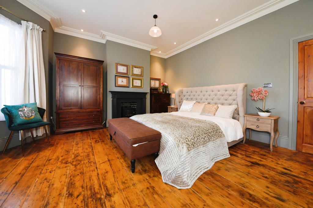Buy or rent a property | Victoria Avenue, London E6 1EY