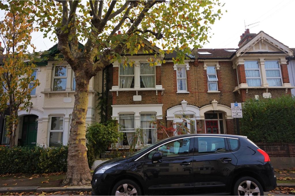 Buy or rent a property | Lydeard Road, London E6 2AB
