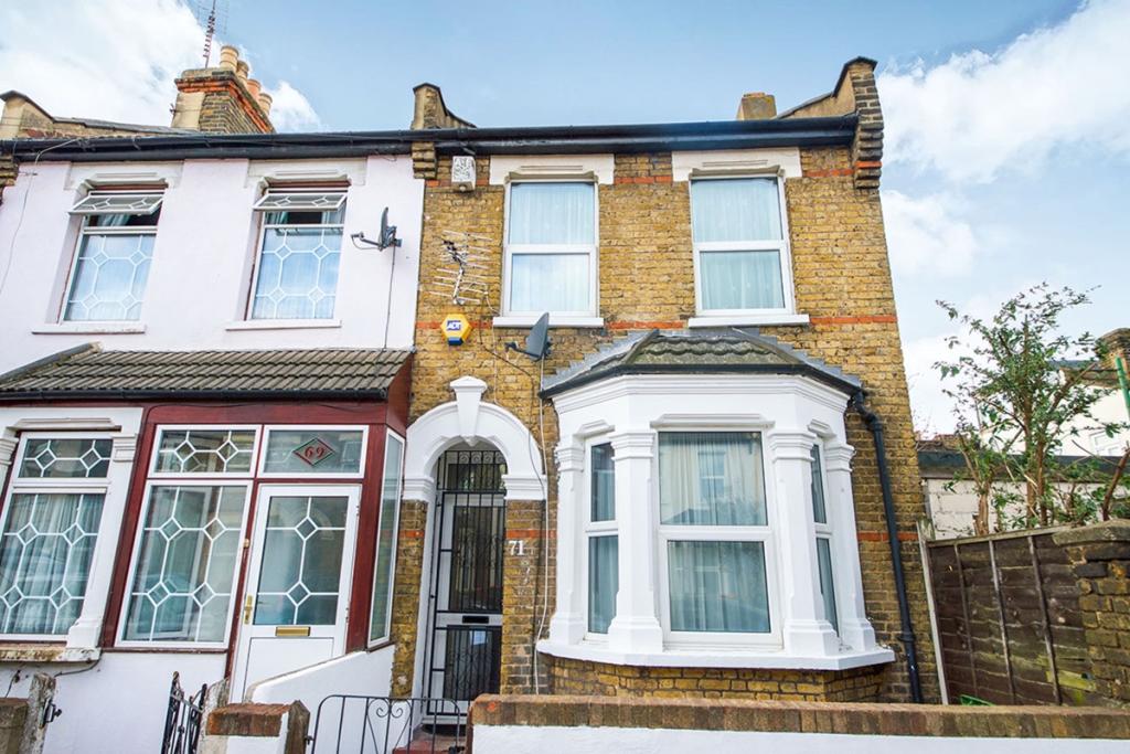 Buy or rent a property | Altmore Avenue, London E6 2BZ