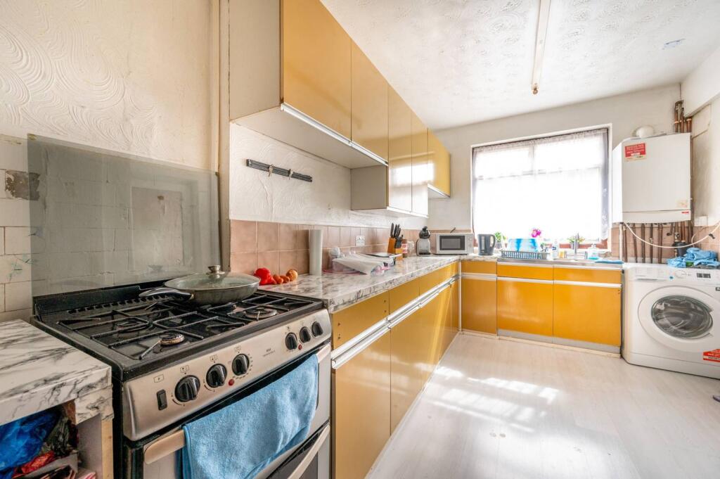 Buy or rent a property | Caulfield Road, London E6 2DQ