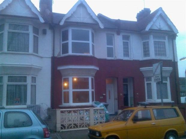 Buy or rent a property | Holland Road, London E6 2EW