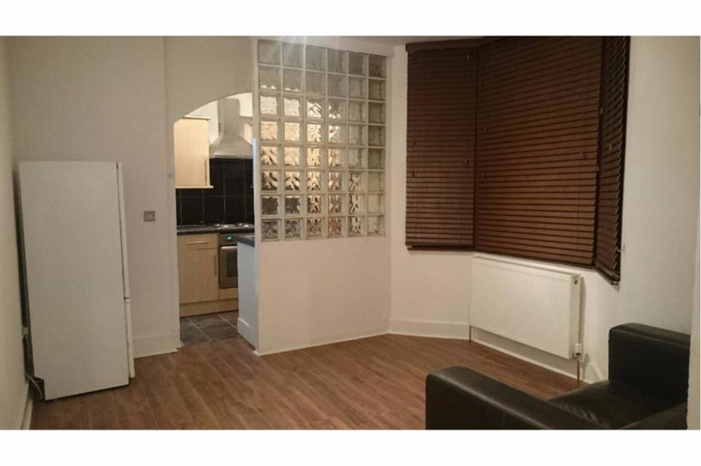 Buy or rent a property | Caledon Road, London E6 2HB