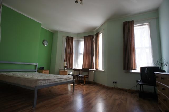 Buy or rent a property | Heigham Road, London E6 2JQ