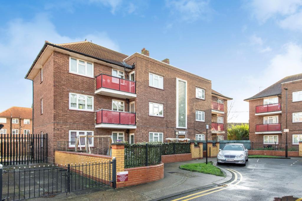 Buy or rent a property | Sussex Road, London E6 2PS